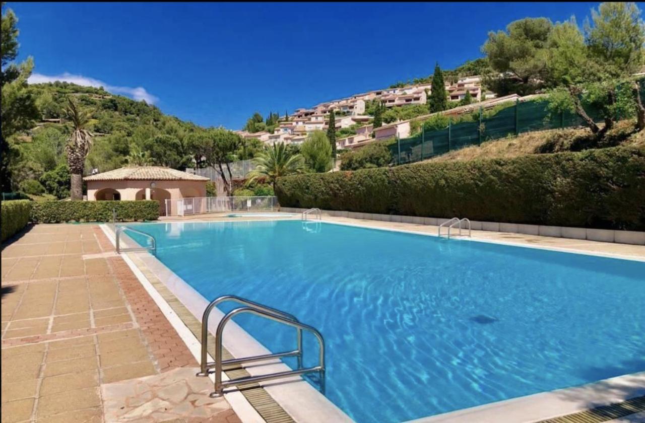 10 A 12 Pers Famille Amateurs Randonnee Boulouris Panorama Saint Raphael Tennis Piscine Partage Εξωτερικό φωτογραφία